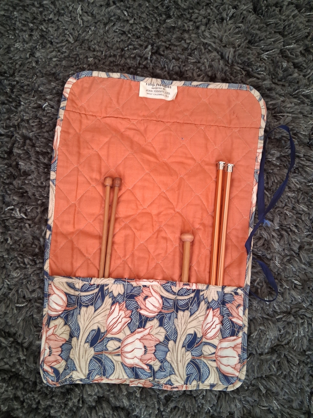Quilted Knit Needle Roll with Coral Interior and Floral Pocket